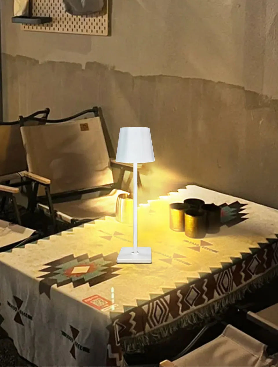 CORDLESS™ TABLE LAMP